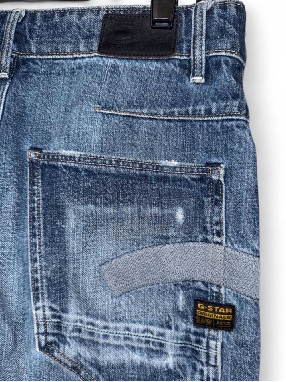 G-Star Distressed Cropped Jeans in Dark Blue Wash - Picture 5 of 6